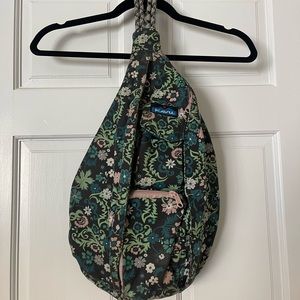 KAVU Rope Sling Bag Floral Pattern